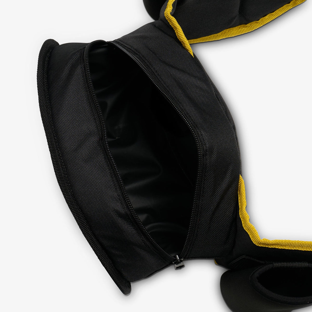dc-super-heroes-batmantm-belt-fanny-pack-cooler-j9 00027936-O2.jpg