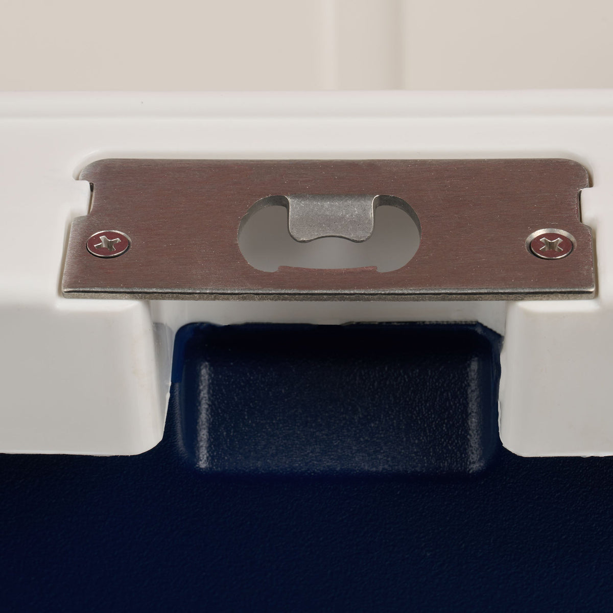 trailmate-25-qt-cooler-k6 00033130-BO.jpg