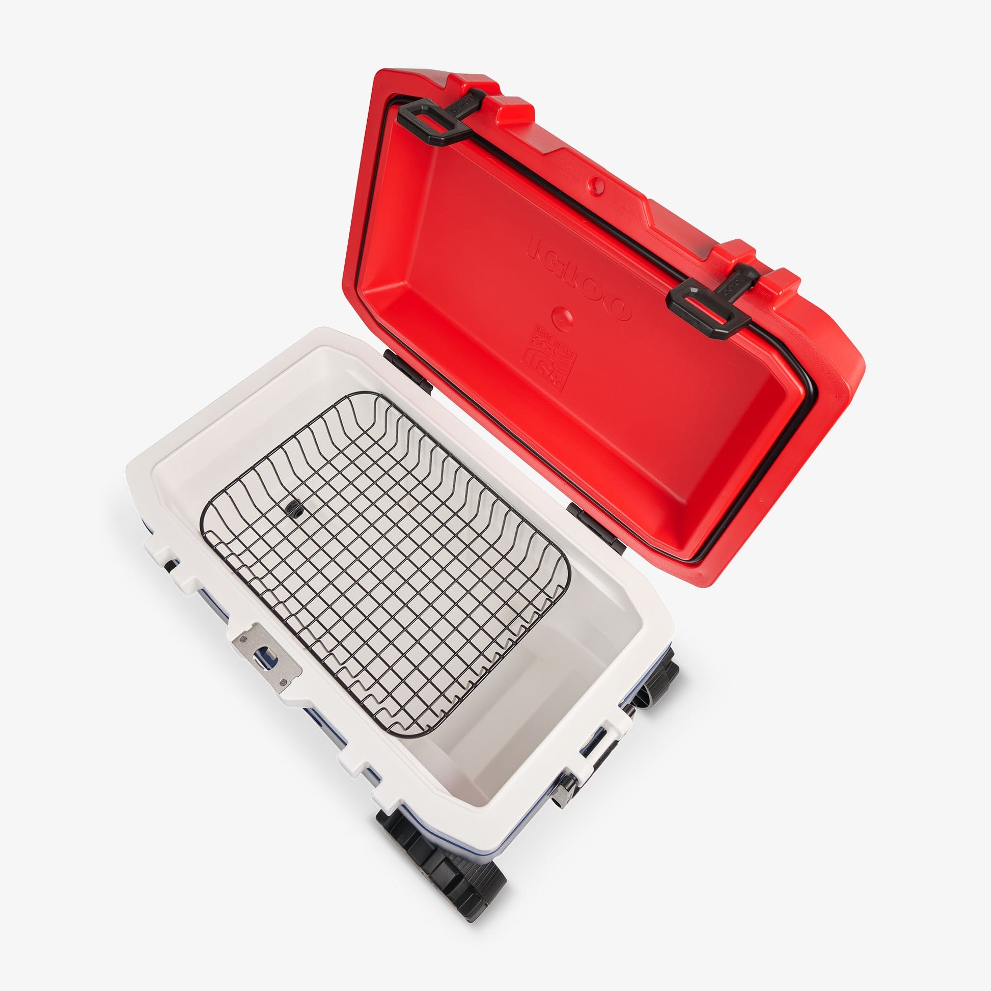 trailmate-75-qt-roller-cooler-c6 00035111-O3.jpg