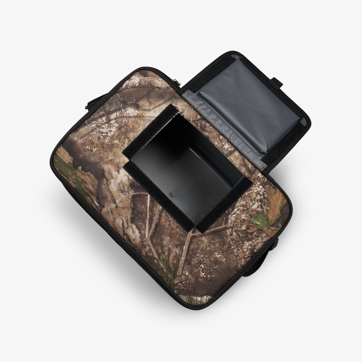 realtree-apx-hlc-28-can-bag-h0 00064354-O3-2025.jpg