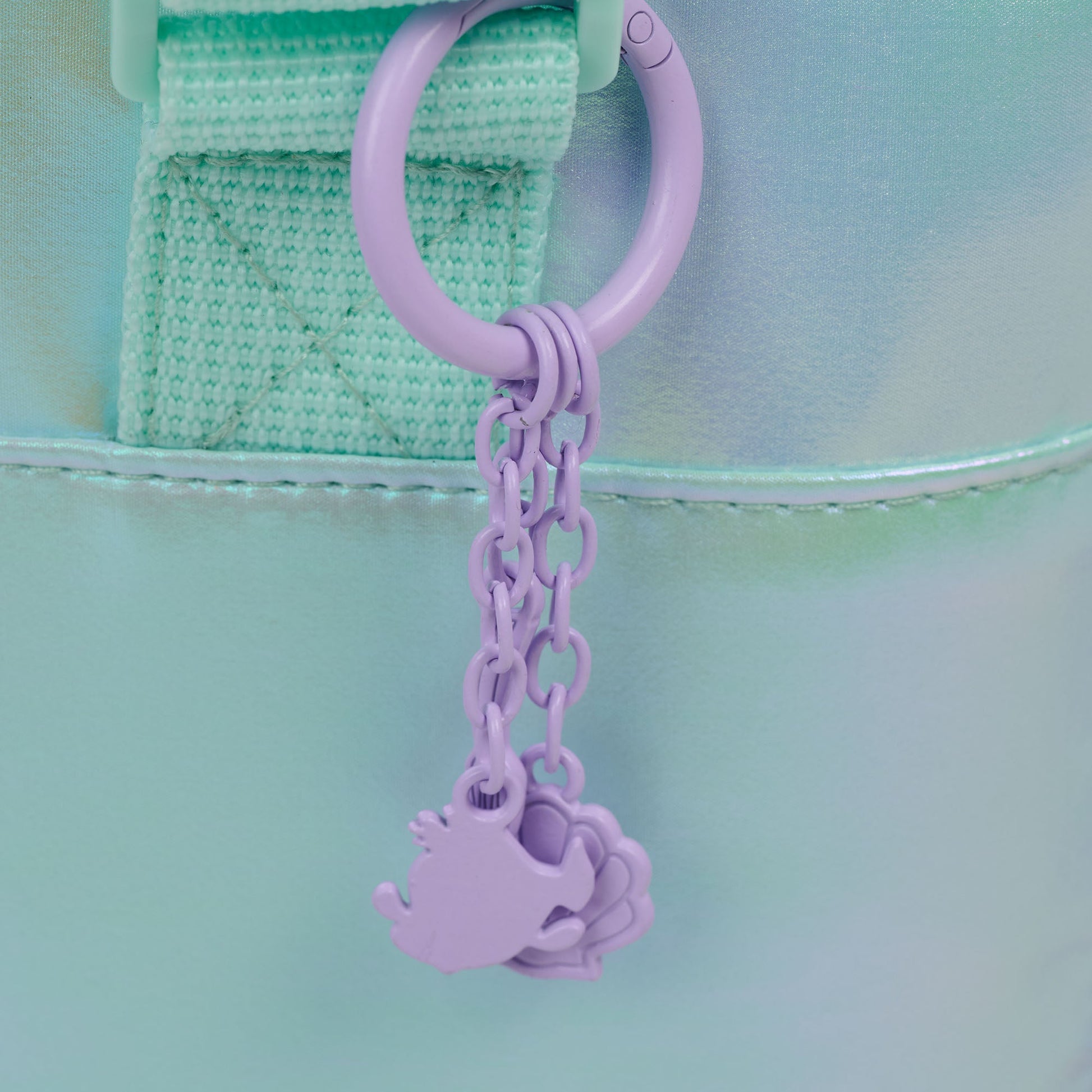 disney-the-little-mermaid-seashell-square-lunch-cooler-bag-e2 00066647-Z1.jpg