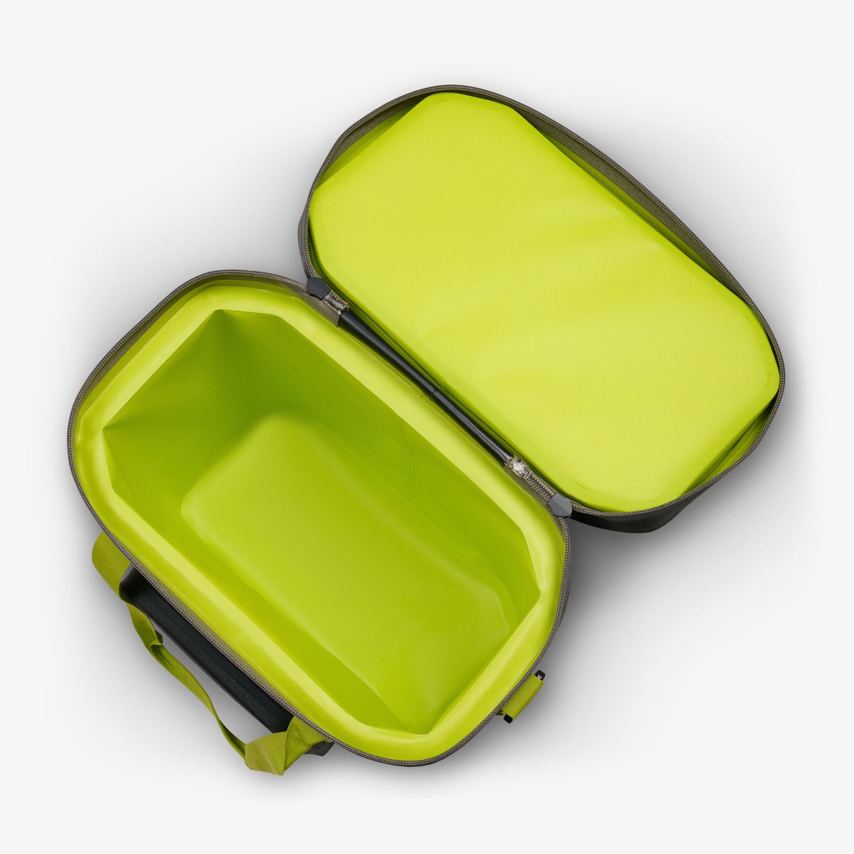 trailmate-36-can-cooler-bag-a1 00066773-O3.jpg